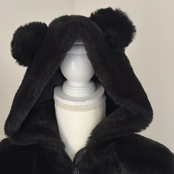 H$M Girls Black Faux Fur Hooded Jacket Size 12 - Picture 2 of 4